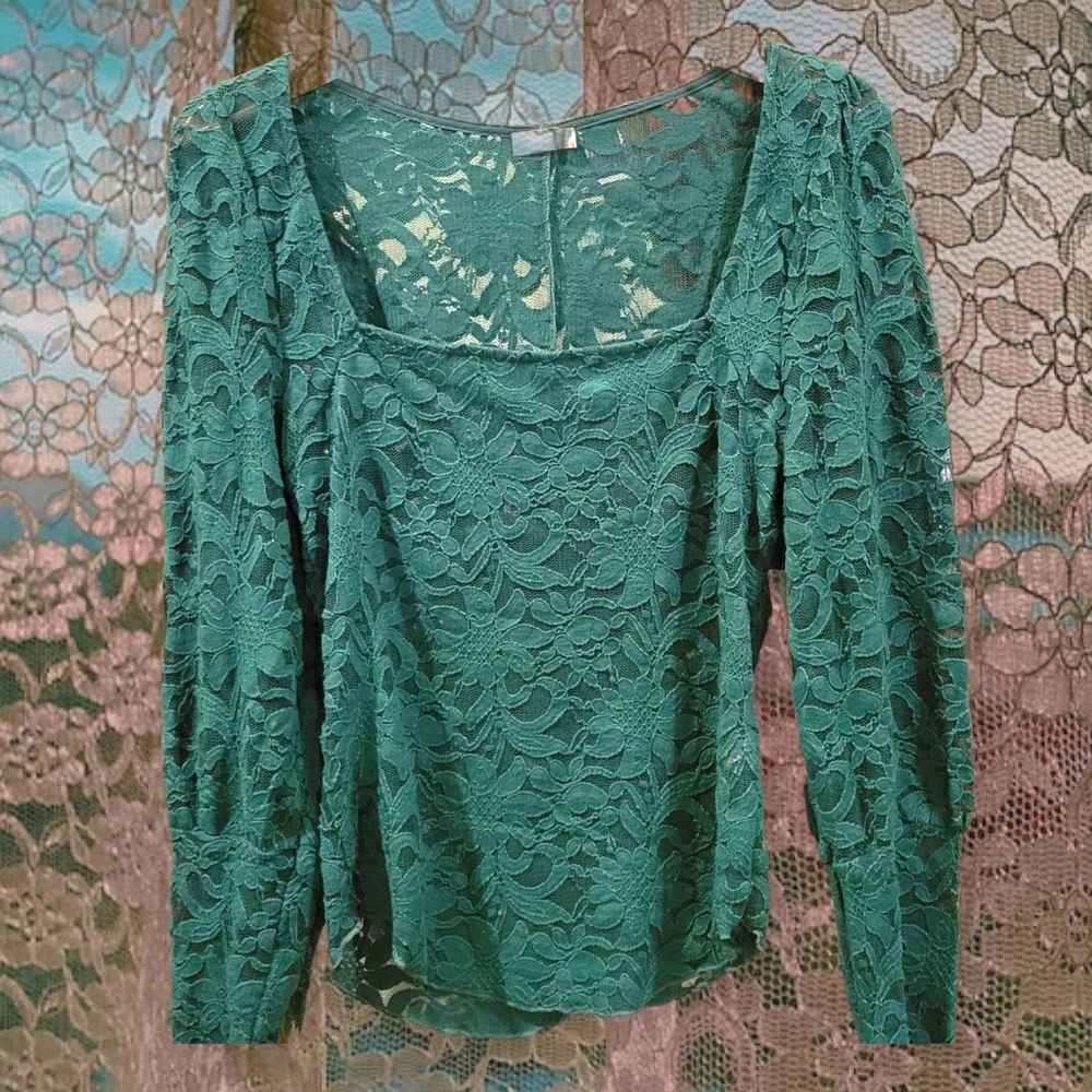 Free People Intimately NWT Green Lace Medium Layering Top